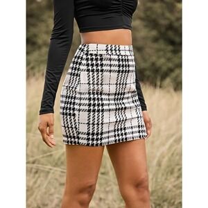 Split Hem Plaid mini pencil Skirt white black